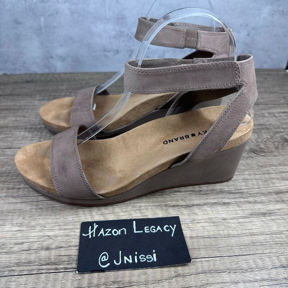 Lucky Brand~Women's~"Kanoa" Tan Strappy Wedge Sandals~Size 9M